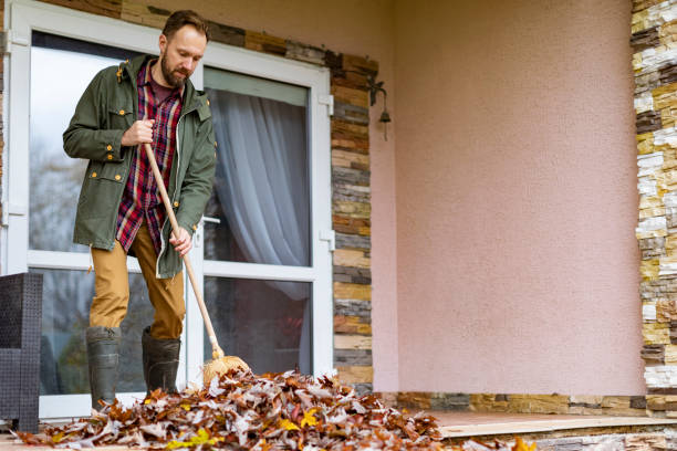 Best Yard Waste Removal  in Lake City, FL